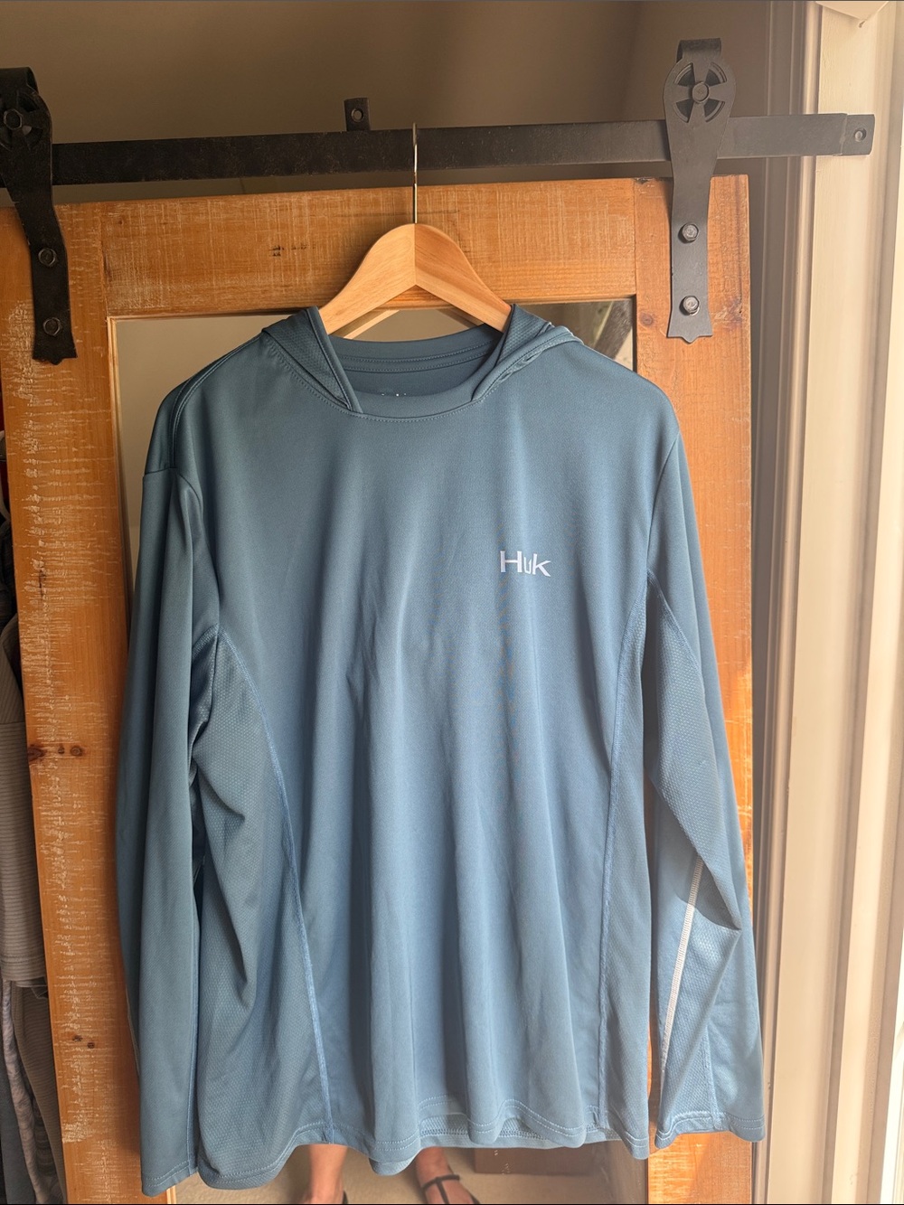 Huk Hooded Long Sleeve Fishing Tee Shirt Size L